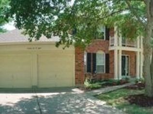 2908 Royal Point Ct, Saint Louis, MO