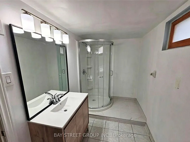 385 Beachwood Ave — Photo 20