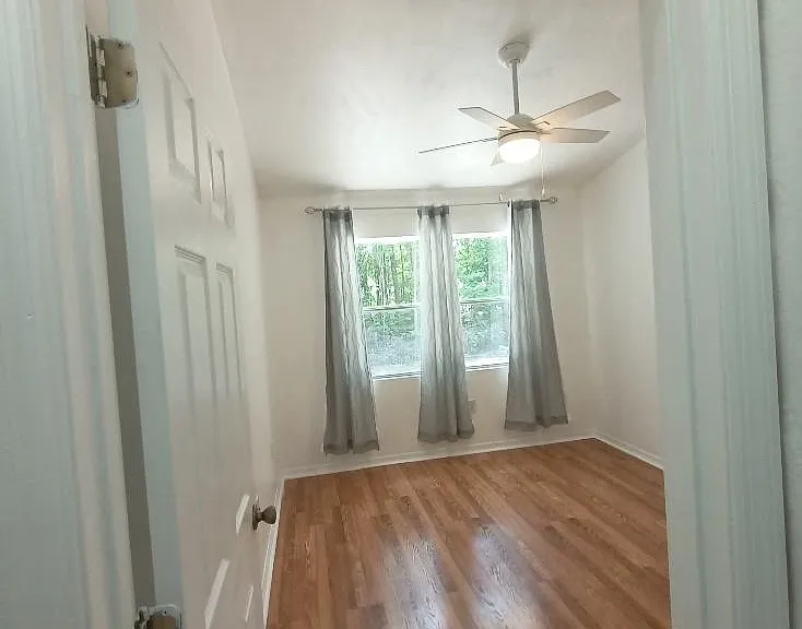 2415 NW 52nd Pl — Photo 30