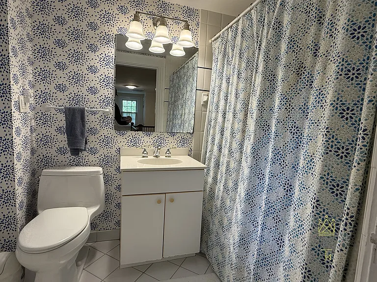 24 Beverly Rd — Photo 18