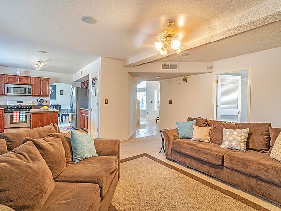 3rd image of 609 Vern Butler Dr