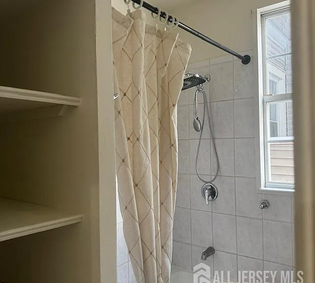 297 Sutton St — Photo 12