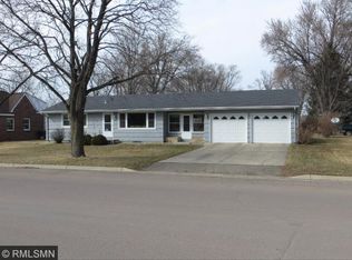 709 W Chandler St, Arlington, MN 55307