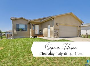 6209 N Seubert Ave, Sioux Falls, SD 57104