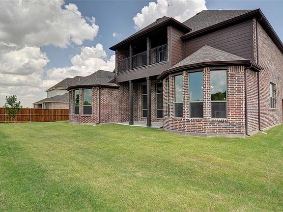 4th image of 1025 Foxhall Dr