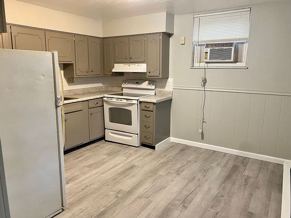 1st image of 521 S Sandusky Ave #0
