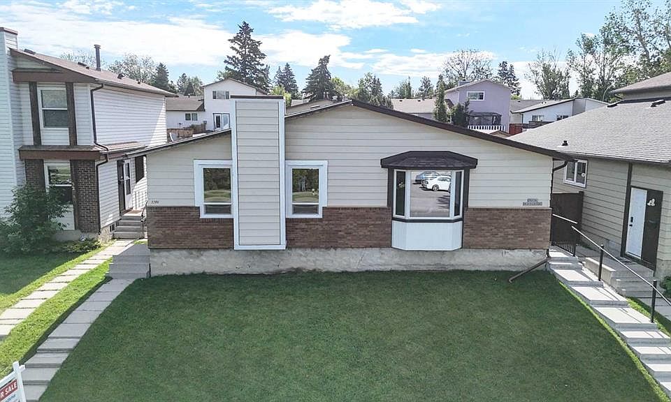 1st image of 3206 W 51st St SW