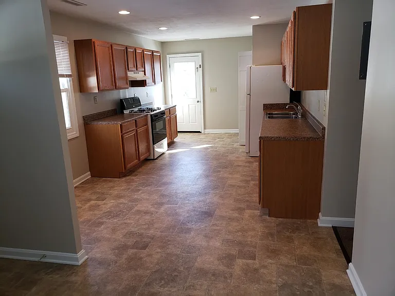 240 Signal Rock Dr — Photo 10