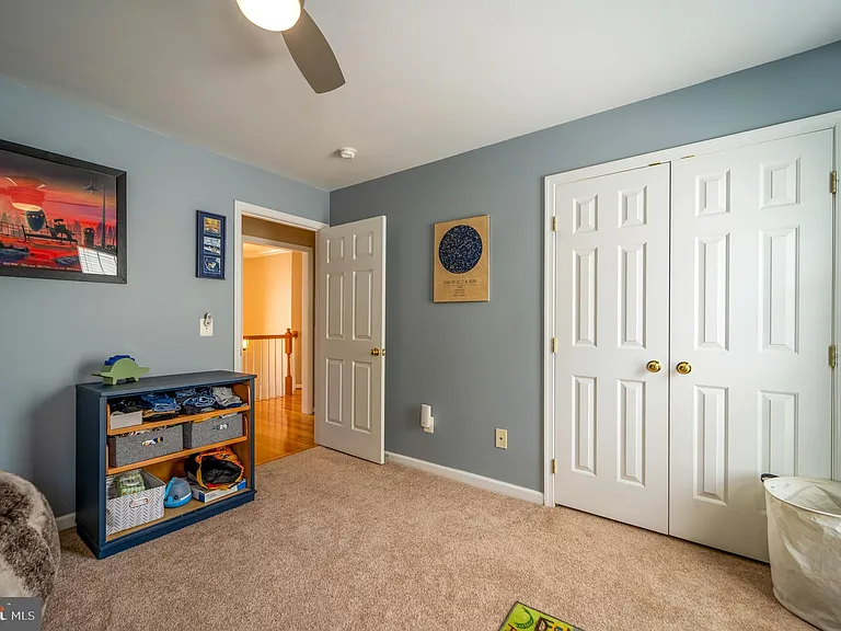 18081 Camdenhurst Dr — Photo 46
