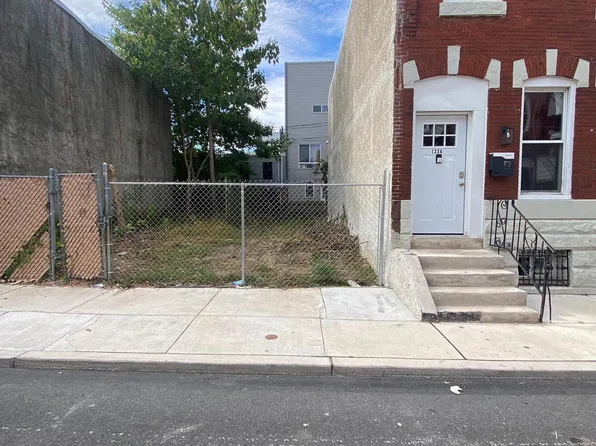 1332 N Hollywood St, Philadelphia, PA 19121