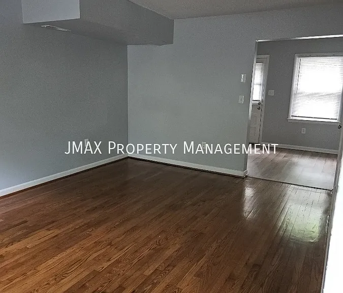 1331 Main St SW #1331 MAIN ST SW — Photo 3