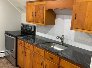 100 Maplewood Ave #3, West Hartford, CT 06119