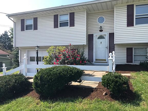 2nd image of 115 Hilton Dr