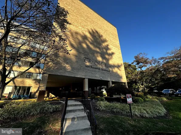 600 Roosevelt Blvd APT 103, Falls Church, VA 22044