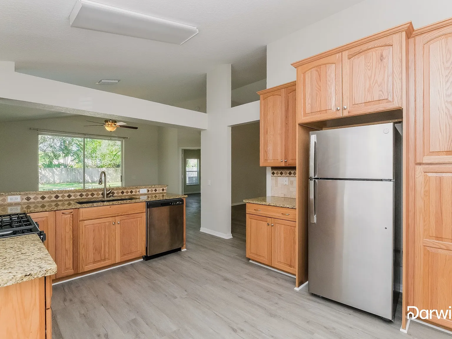 3 bed, 2.0 bath, 1578 sqft, $2,699 — Photo 4