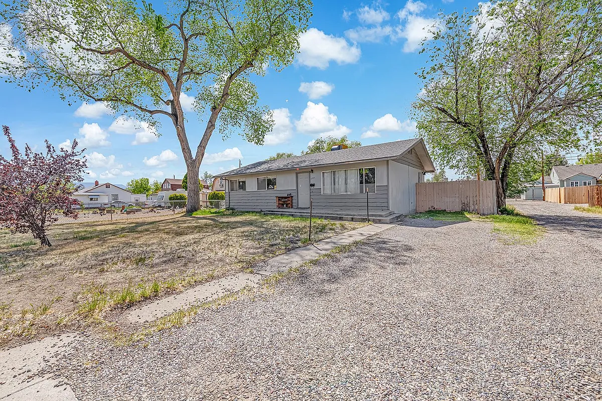 Building Photo - 2325 Texas Ave