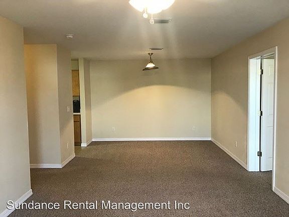 3rd image of 2136 Whispering Pines Blvd Unit 8
