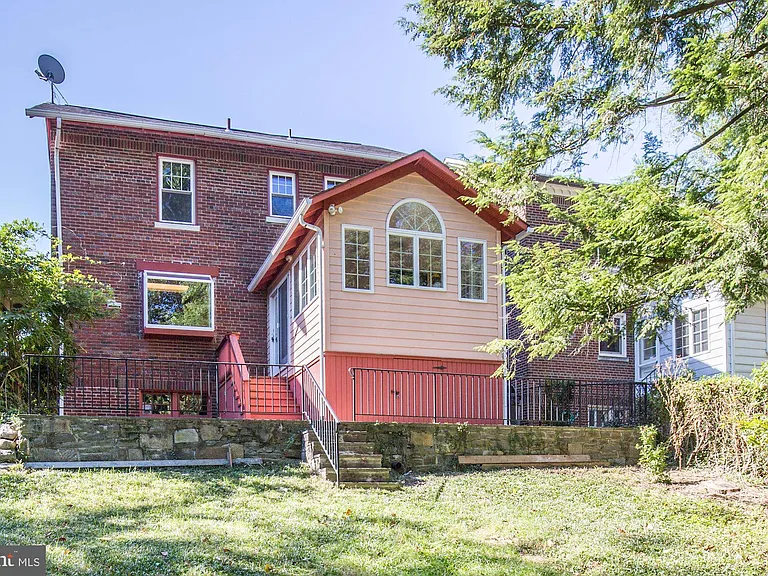 5539 30th Pl NW — Photo 33
