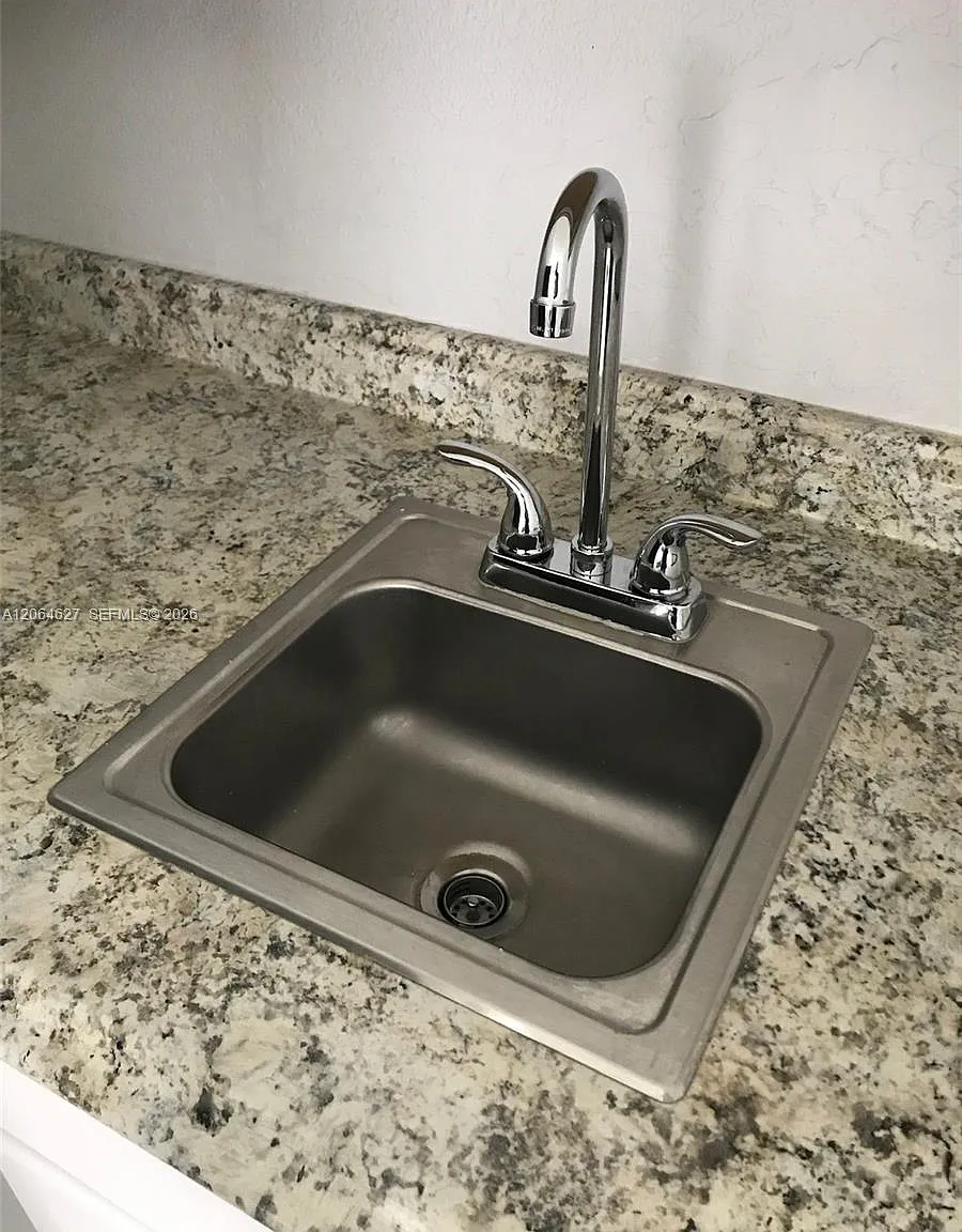 Mendoza Condo — Photo 4