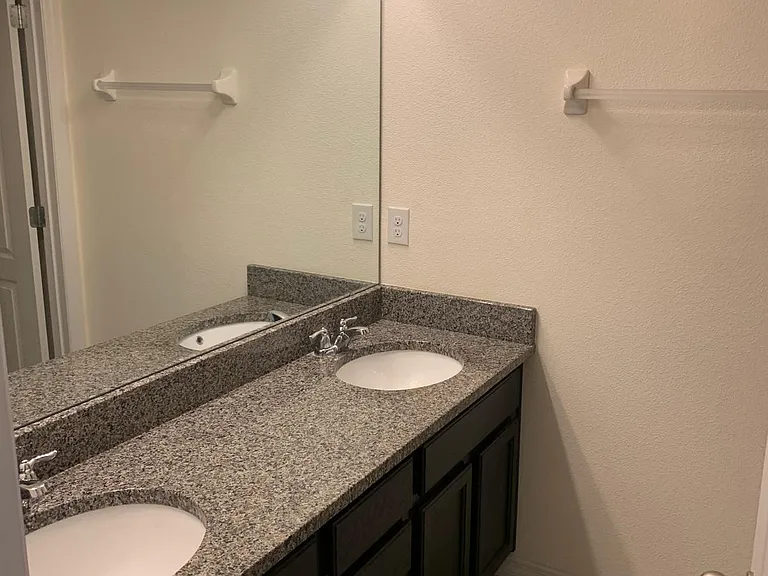 330 Misty Grove Ln — Photo 13
