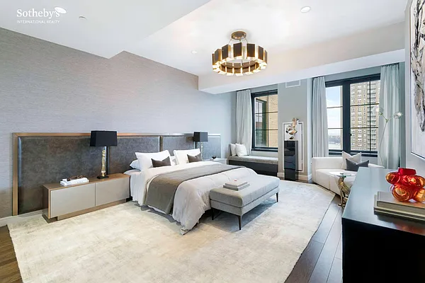 Sold by Sotheby's International Realty | media 7