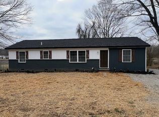 1106 E Railroad St, Waverly, TN