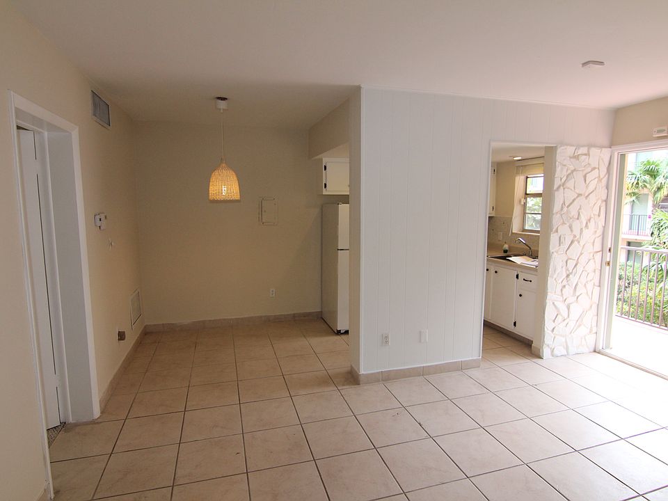 Living Room/Kitchen/Dining
