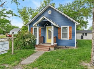 501 W Auberry Grv, Jamesport, MO 64648
