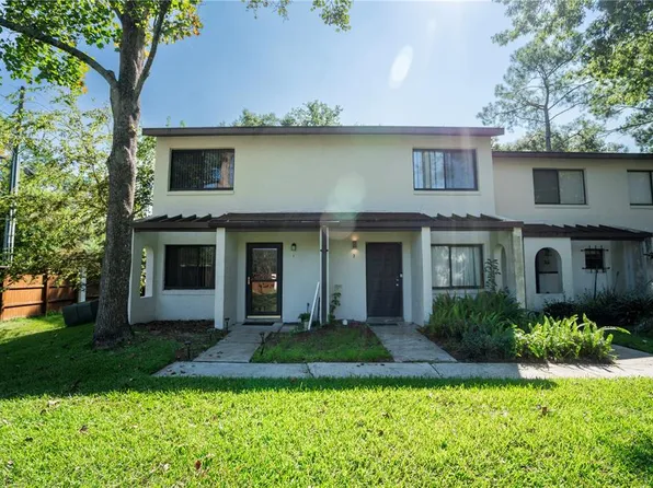 2635 SW 35th Pl APT 201, Gainesville, FL 32608