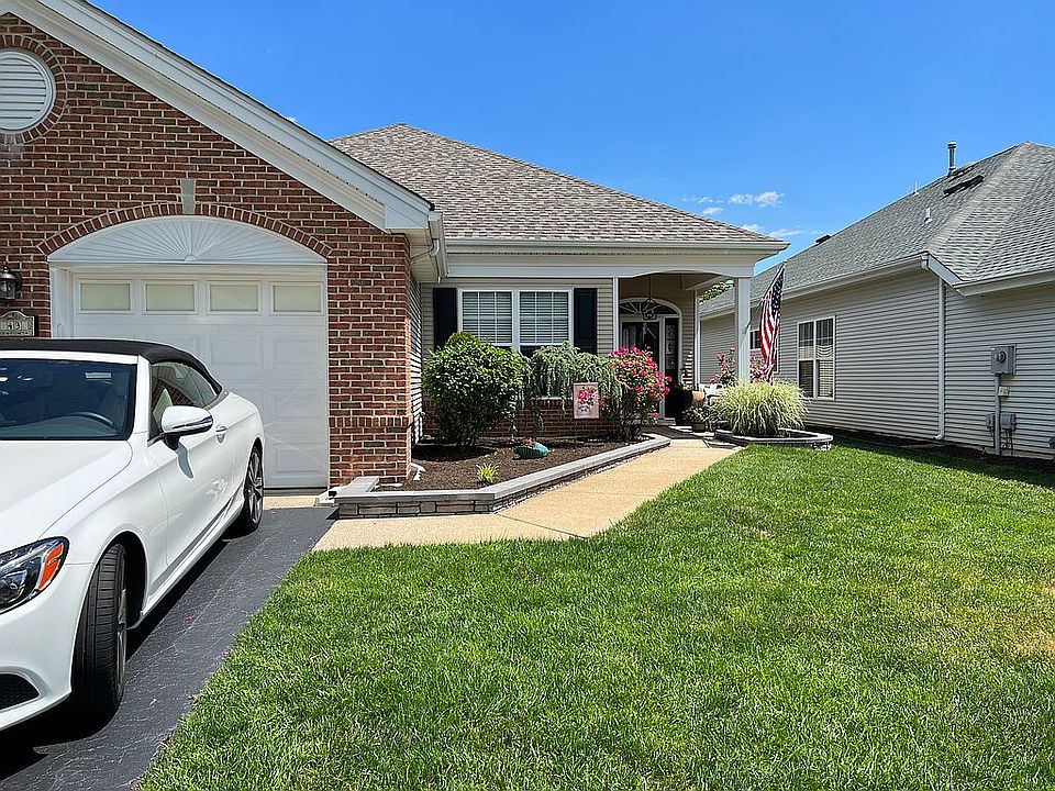 1st image of 43 Goldensprings Dr