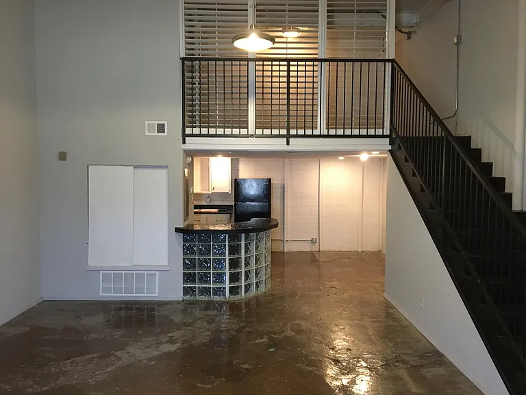Harwood No 8 living room 2