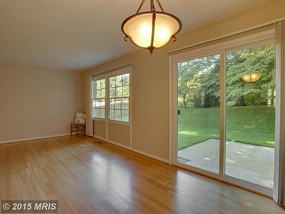5th image of 3211 Saber Cir