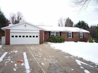 8093 Winterwood Ave NW, North Canton, OH 44720