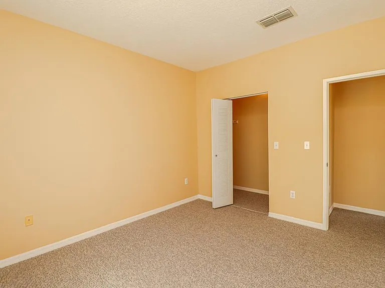 540 Florida Club Blvd #540 — Photo 18