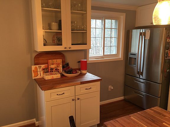 4th image of 8138 Willowdale Ct
