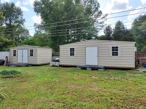 109 Devalda Dr, Duck Hill, MS 38925