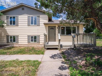 810 Hutchinson Dr, Colorado Springs, CO, 80910