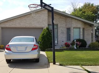 8620 Nagle Ave, Burbank, IL