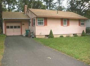 31 Dailey Ave, North Easton, MA 02356