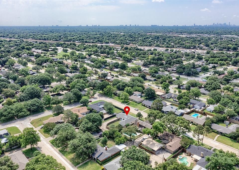 2nd image of 3465 Janlyn Ln