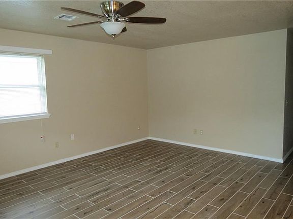 2nd image of 614 S Aydelotte Ave