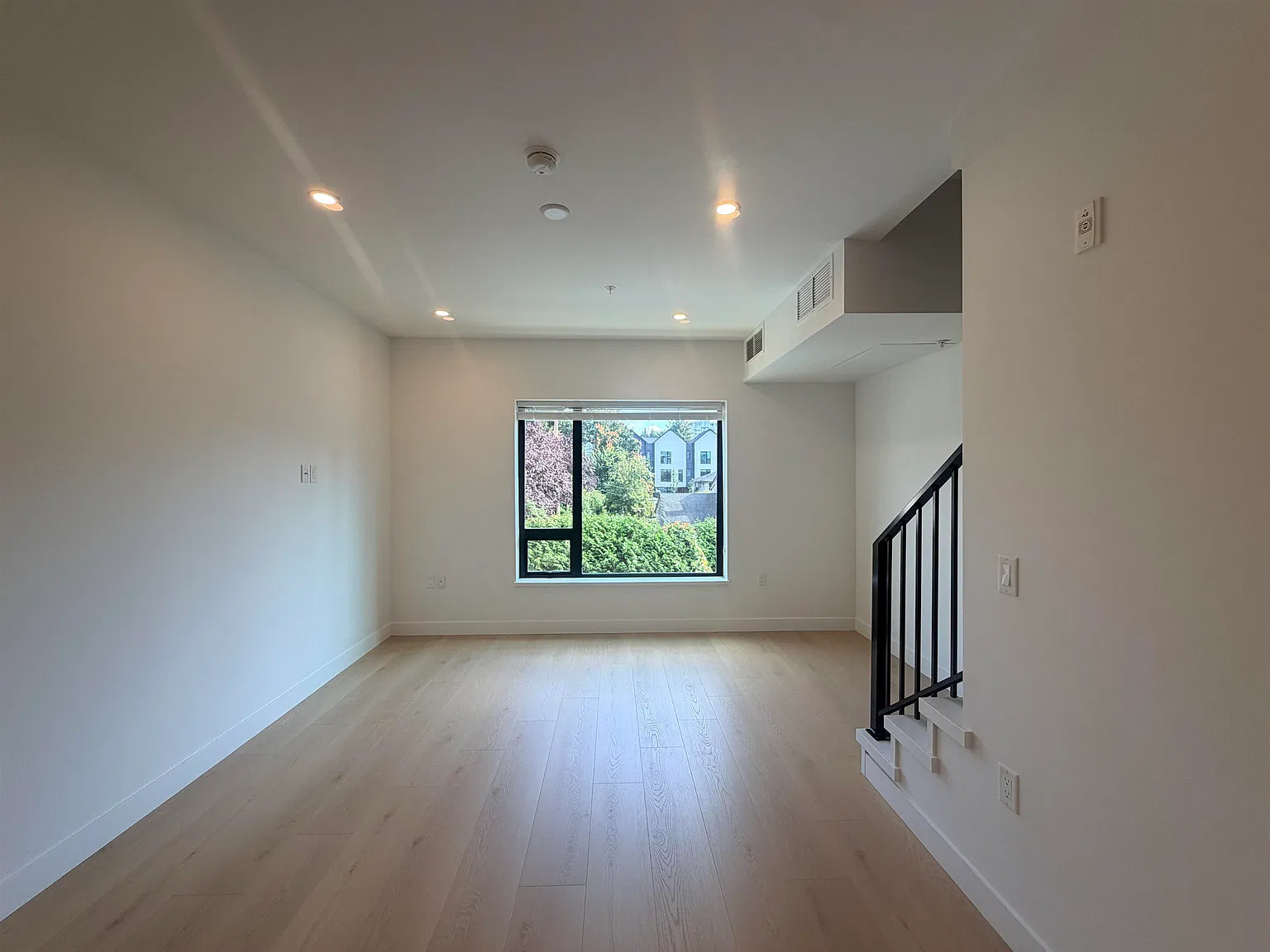 8899 Spires Rd — Photo 4