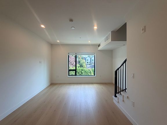 4th image of 8899 Spires Rd