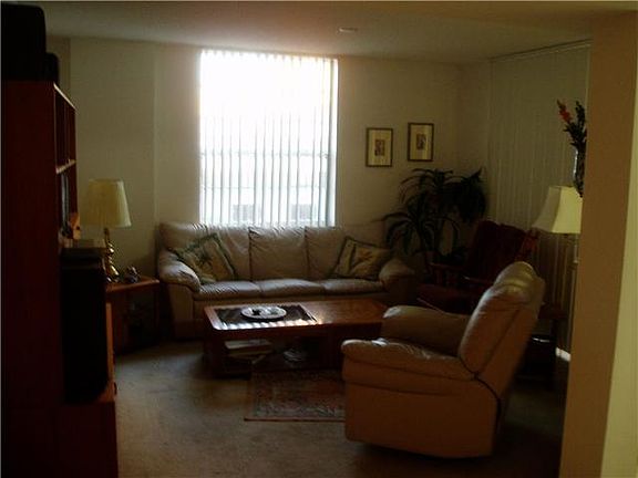 4th image of 520 SE 5th Ave APT 3306