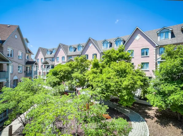 75 Weldrick Rd E #732, Richmond Hill, ON L4C 0H9