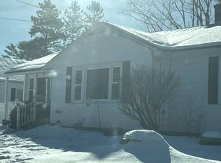 4 Benton St, Lebanon, NH 03766