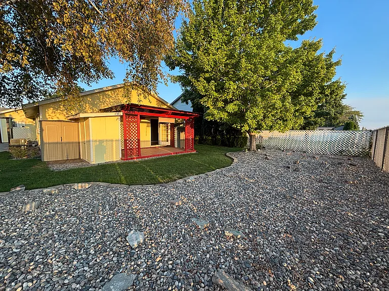 5416 Koufax Ln — Photo 23