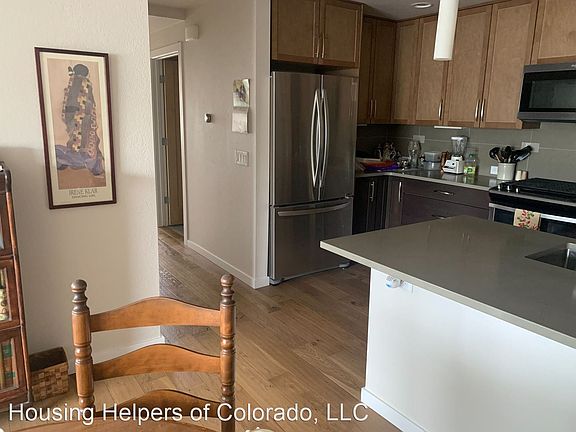 3rd image of 1320 Snowberry Ln #203