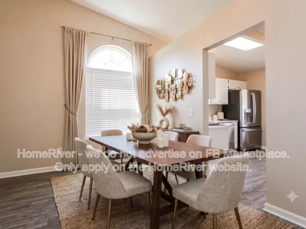7966 Amandas Crossing Dr E, Jacksonville, FL 32244