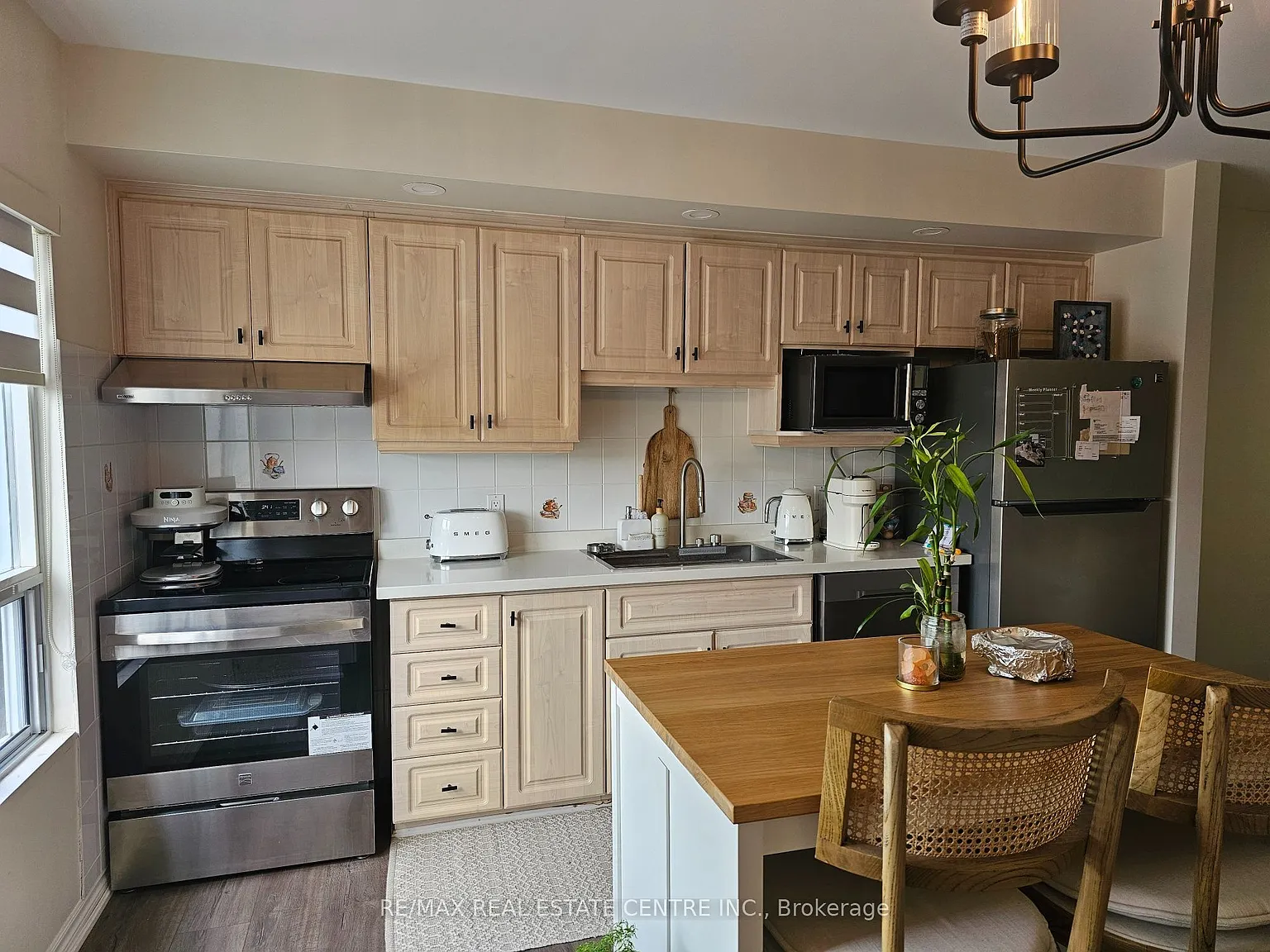 3 bed, $2,500 — Photo 3
